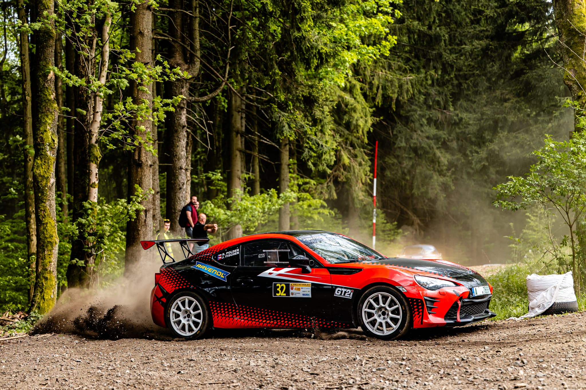 Toyota GT86 Cup R conversion 12