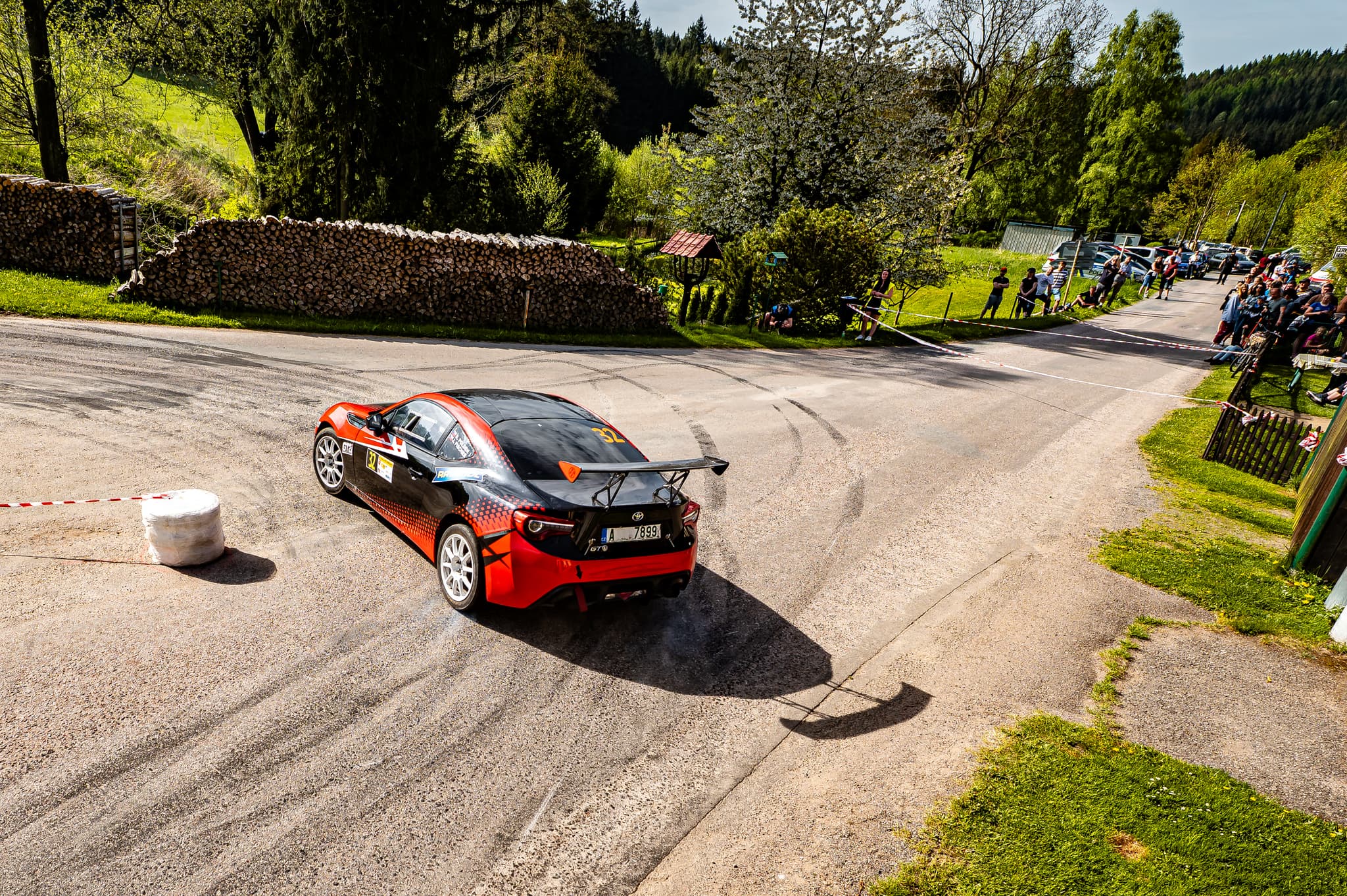 Toyota GT86 Cup R conversion 14