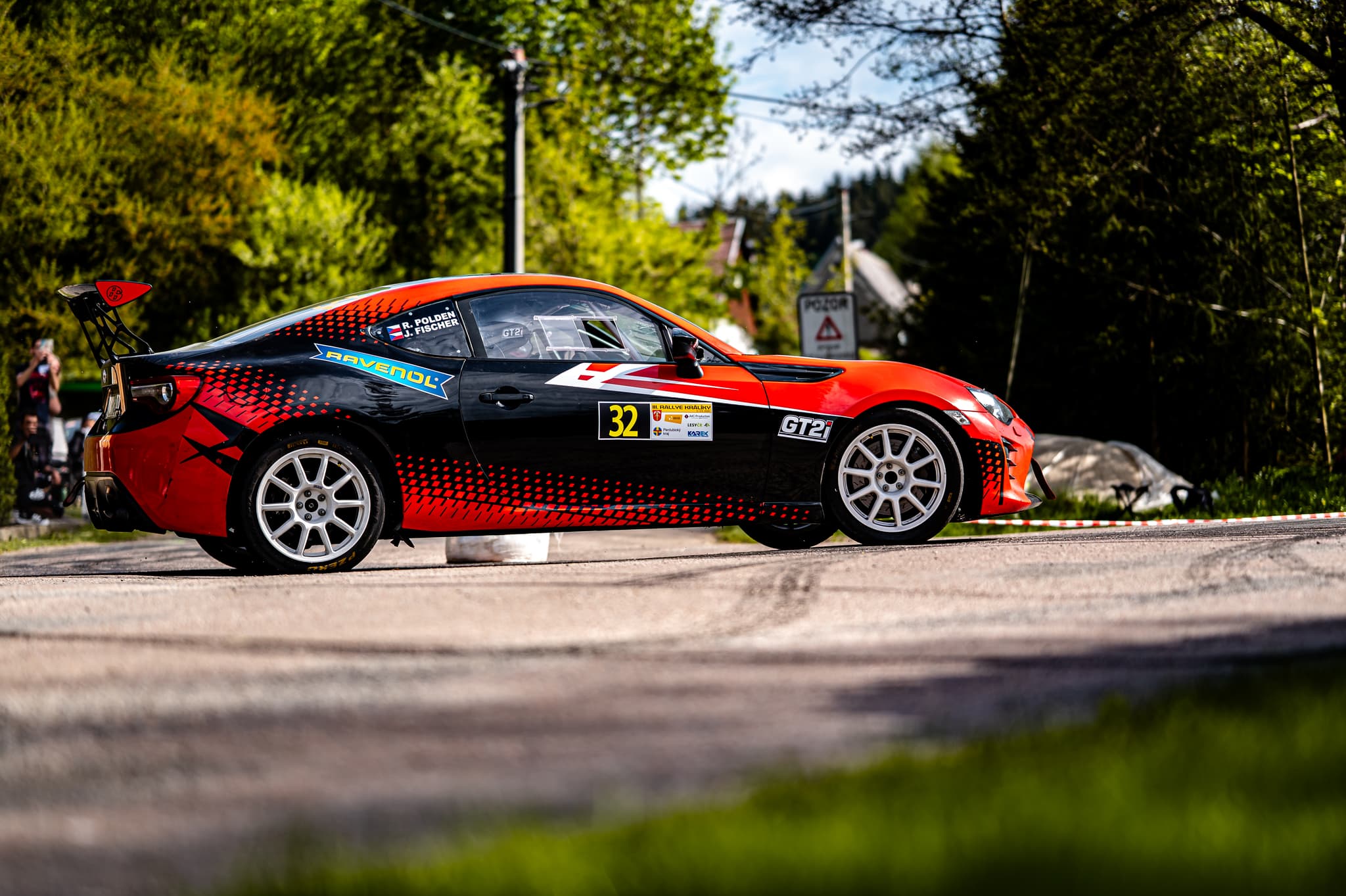 Toyota GT86 Cup R conversion 16