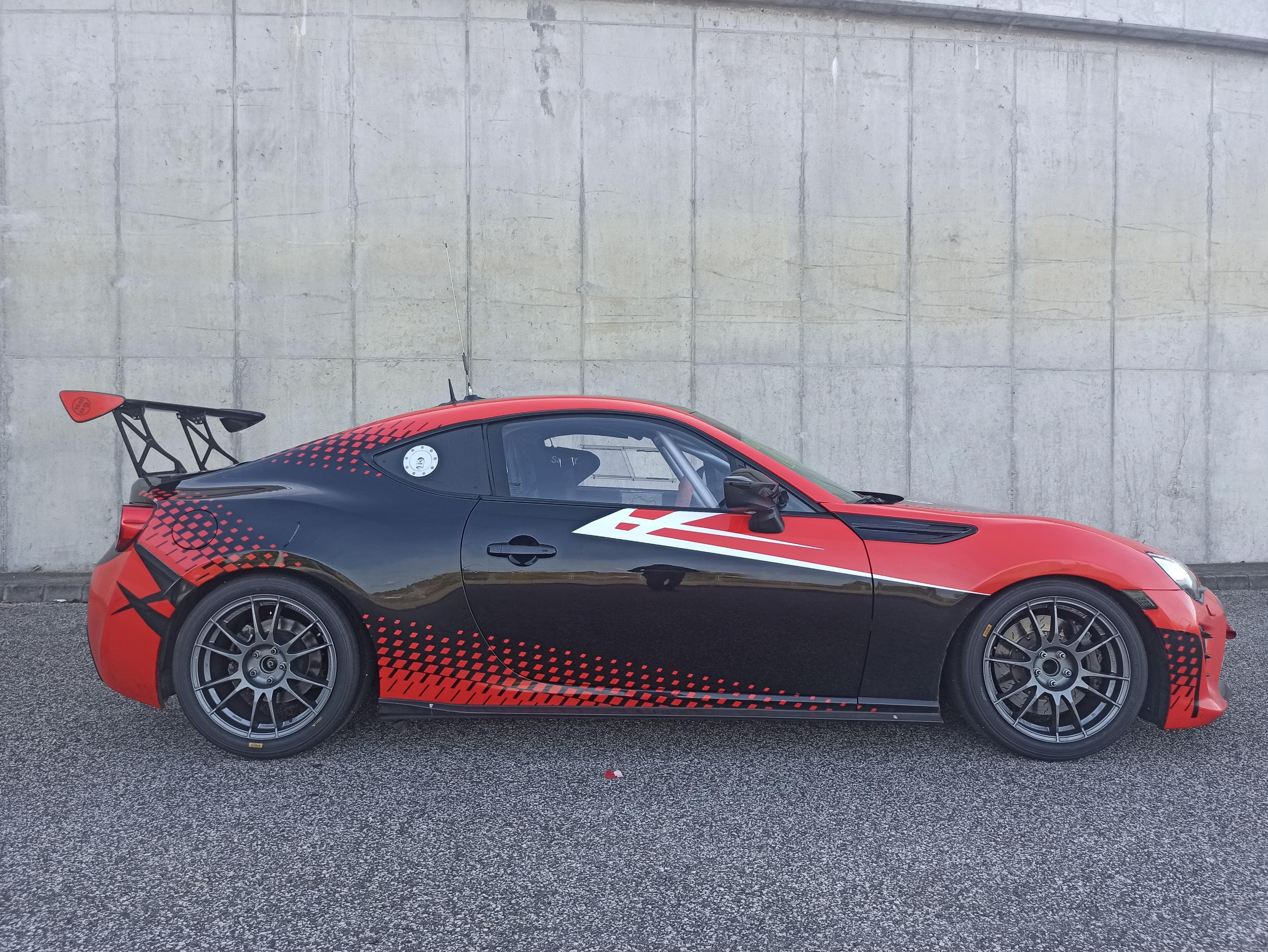 Toyota GT86 Cup R conversion