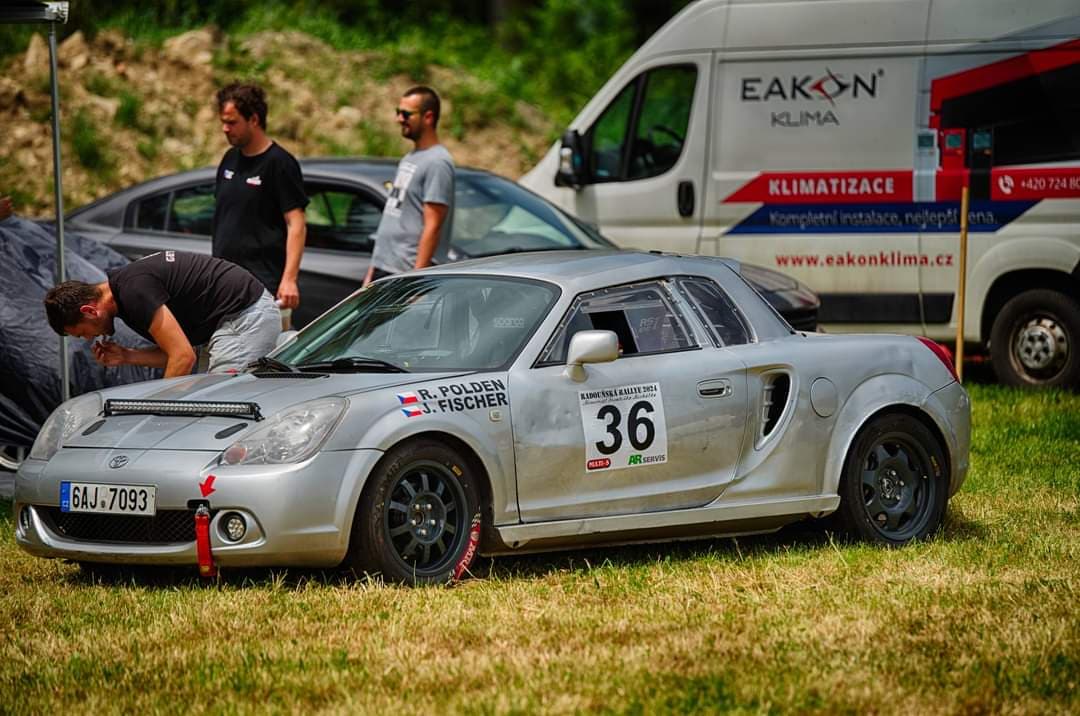 Toyota MR2 rally 8