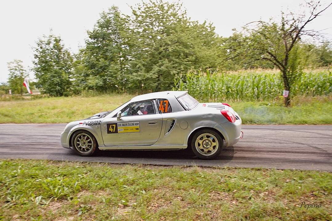 Toyota MR2 rally 5
